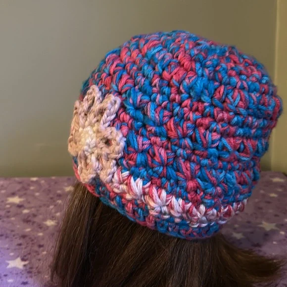 Multicolor Crochet Flower Beanie medium acrylic yarn new - Picture 7 of 7